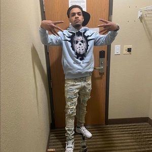 Meet your Posher, Tayski